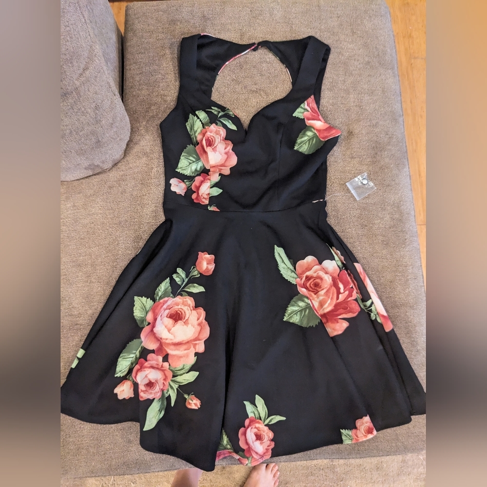 B Smart black floral dress